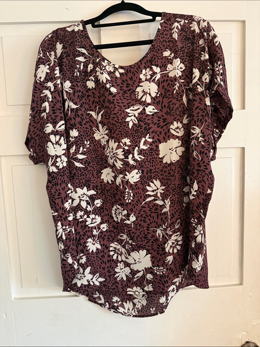 Maurices Floral Scoop Neck Tunic in Mauve and White